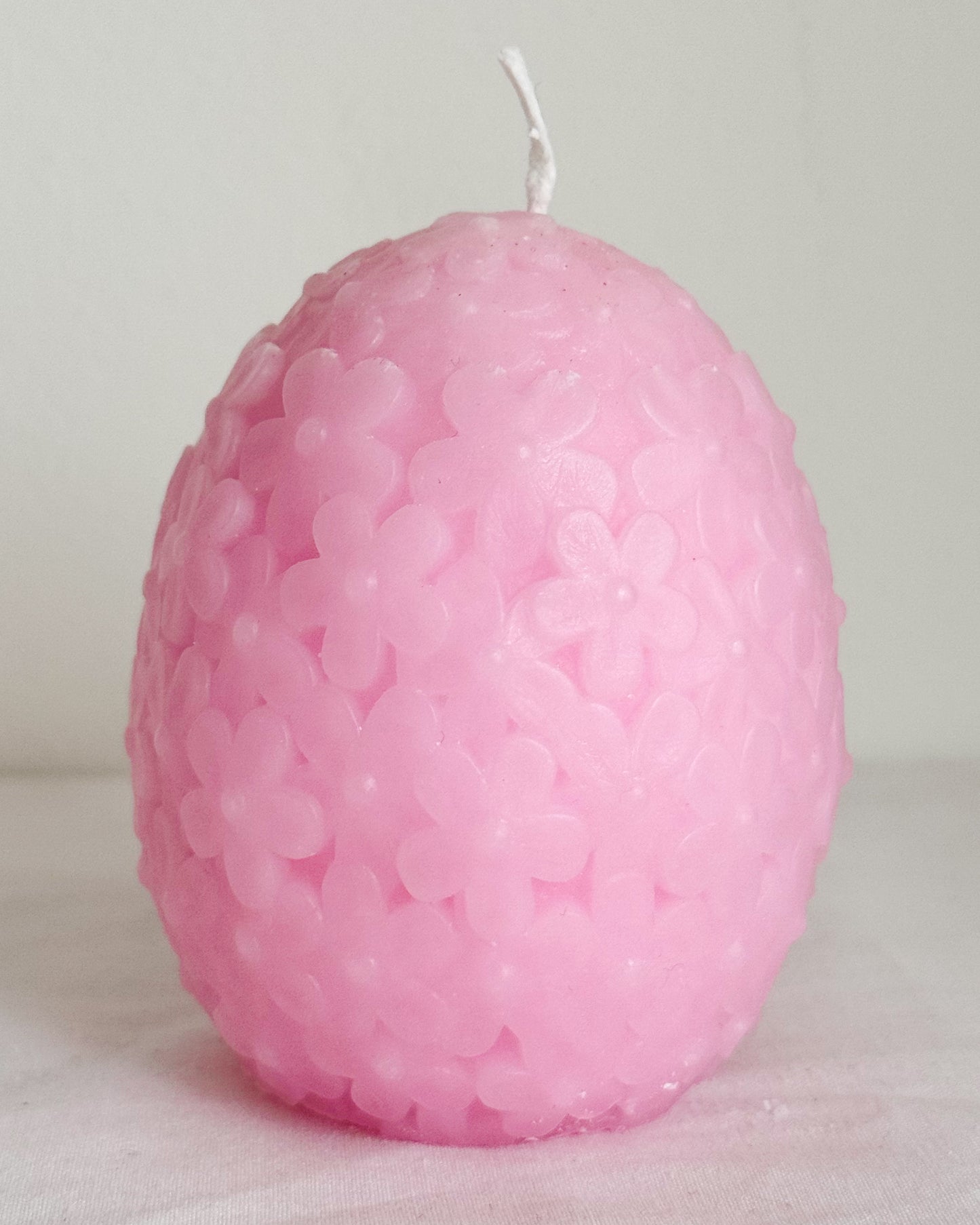 Blommigt stort ägg med doft av syren, rosa